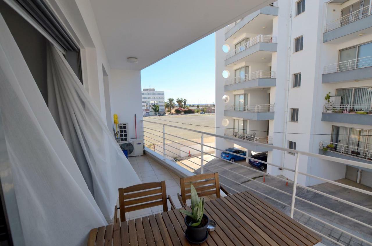 Blue Dawn Center Flat Appartement Larnaca Buitenkant foto